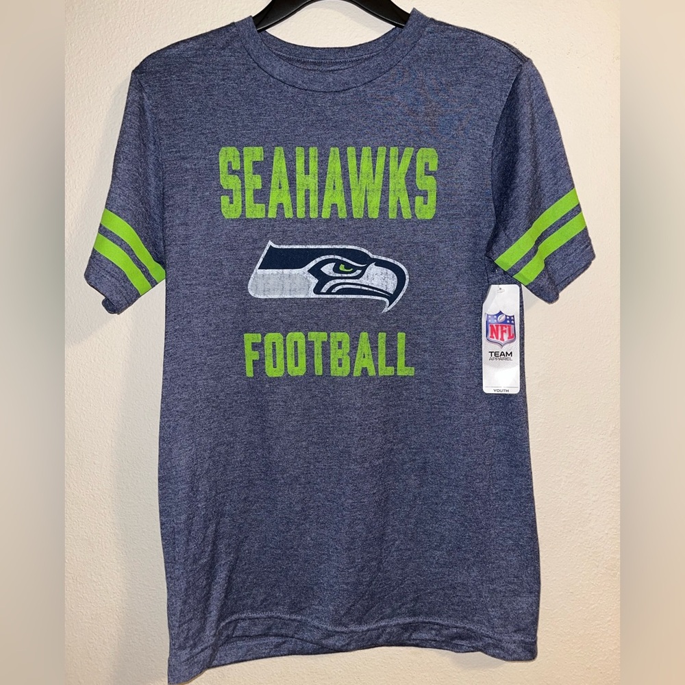 SOLD NWT Seattle Seahawks apparel boys tshirt
